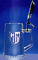 gravierter Bierkrug mit Wappen